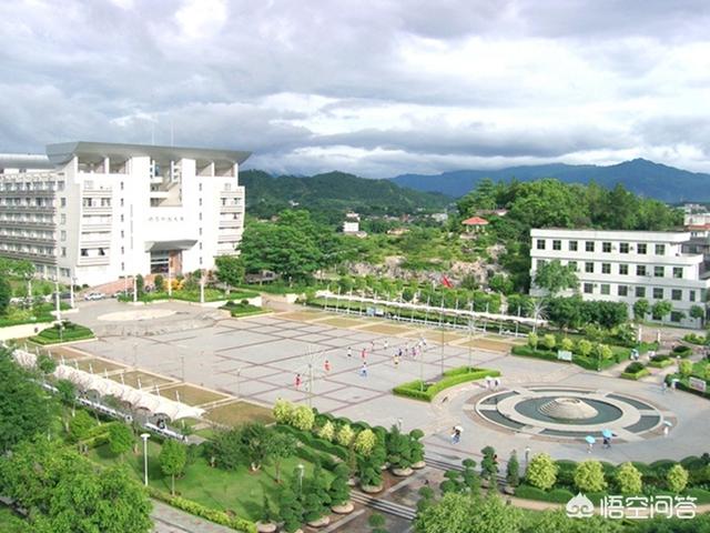 位于广东梅州的嘉应学院，是一所什么档次的大学？