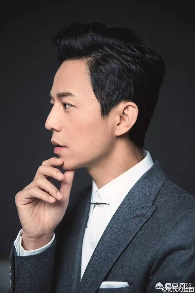 何炅和神秘男牵手:何炅发文回应“没拉手”孟美岐，你怎么看
