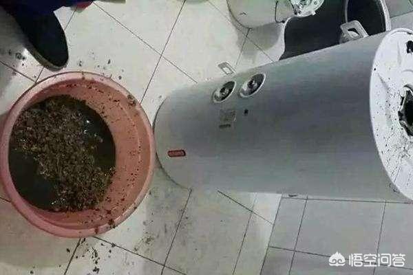 电热水器清洗方法图解,洗澡用的热水器怎么清洗电的？