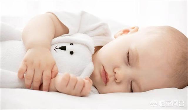小宝宝为什么会出现枕秃，宝宝睡觉老不踏实，是什么原因造成的
