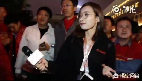 德国队回国:为什么有些人对国足的态度，由以前的鼓励变成现在的谩骂？