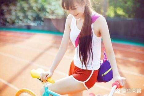 柳岩的奶:胸大的女孩适合穿什么衣服？