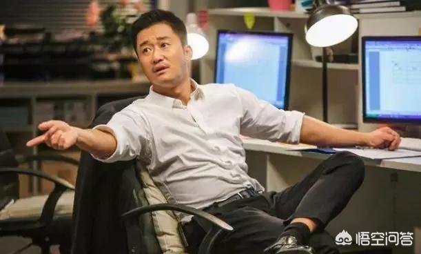 吴京的老婆:吴京的手指是什么原因缺失的？