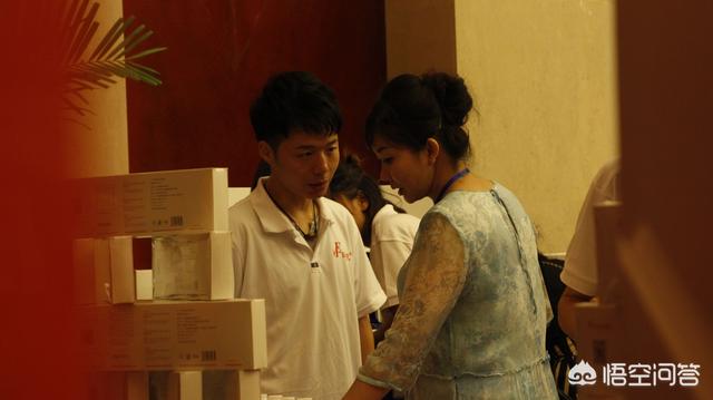 美容院<a href=https://maguai.com/list/256-0-0.html target=_blank class=infotextkey><a href=https://maguai.com/list/256-0-0.html target=_blank class=infotextkey>朋友圈</a></a><a href=https://maguai.com/list/28-0-0.html target=_blank class=infotextkey><a href=https://maguai.com/list/28-0-0.html target=_blank class=infotextkey>广告</a></a>:怎样在微信<a href=https://maguai.com/list/256-0-0.html target=_blank class=infotextkey><a href=https://maguai.com/list/256-0-0.html target=_blank class=infotextkey>朋友圈</a></a>发一下有关美容院介绍的内容？
