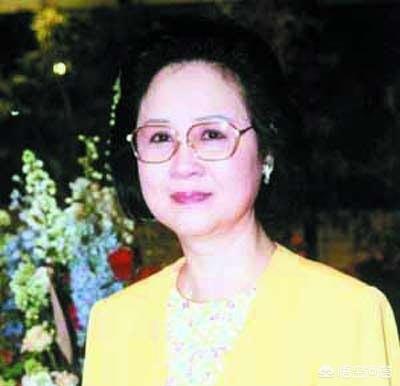 于正抄袭琼瑶:于正迟迟不向琼瑶致歉，被法院追讨33.6万公告费，你怎么看？