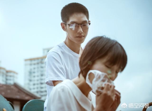 坛蜜主演的15部电影:如何评价周冬雨、王锵主演的电影《阳台上》？