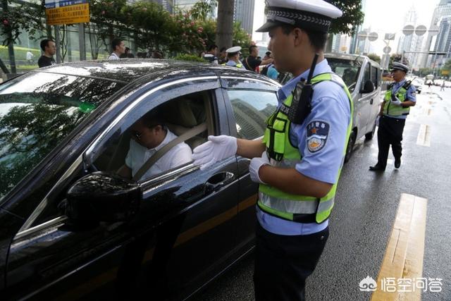 头条问答 交通执法和交警区别在哪里呢 售后服务技术总监的回答 0赞