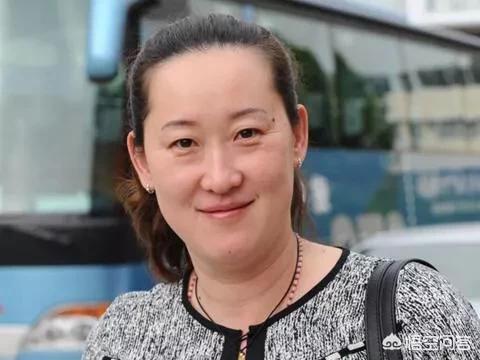 雅典奥运会替补二传、八一女排的国手宋妮娜现状如何？