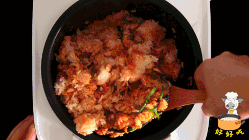 米饭这样做有菜又有饭，怎样把用电饭煲一次性把饭和菜都做好