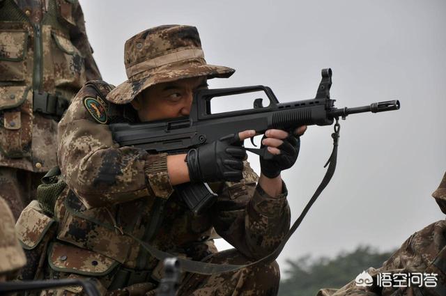 二战狙击手怎么捡枪:战场上可以捡敌人的武器使用吗？