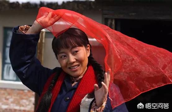 闫妮的个人资料简介是:古力娜扎和闫妮，谁的演技更好？