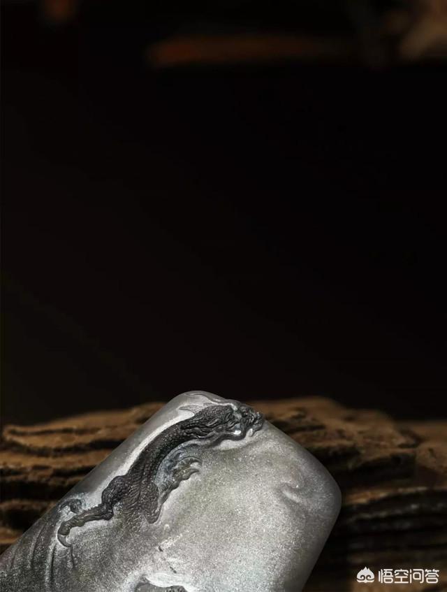 翡翠雕刻入门基础教程,翡翠雕刻的设计有什么技巧？