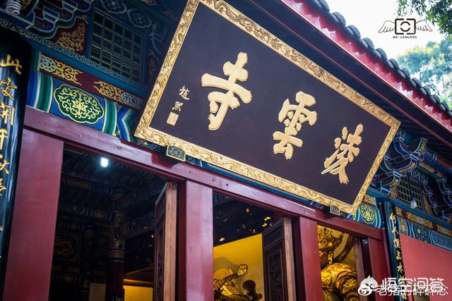 乐山大佛资料:去成都旅游只能在乐山大佛与都江堰选一个，选哪一个好