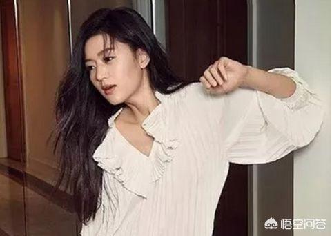 章泽天男友:章泽天已经为人母，却还保持着少女感，是怎么做到的