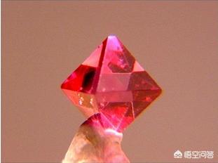 鸽血红草莓晶,尖晶石和红宝石怎么区分？