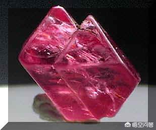 鸽血红草莓晶,尖晶石和红宝石怎么区分？