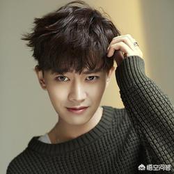 萨顶顶原名:陈小春改名为陈泰铨，应采儿改名为陈丁冉儿，这件事你怎么看