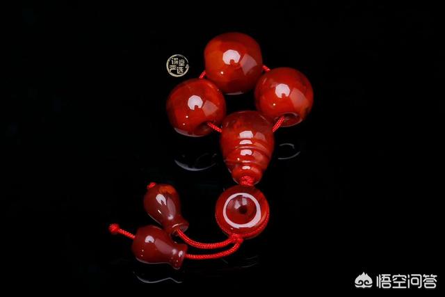 南红玛瑙手串,南红玛瑙佛珠有什么特别的含义吗？