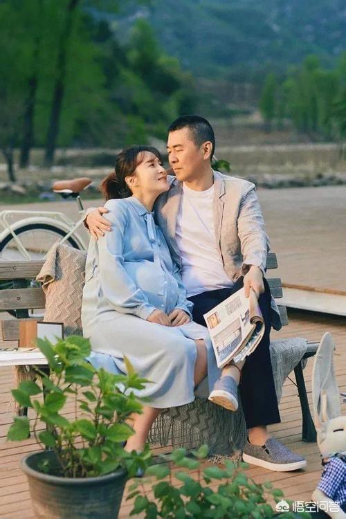 蒋勤勤老公是谁:蒋勤勤和赵明明，你觉得谁更漂亮