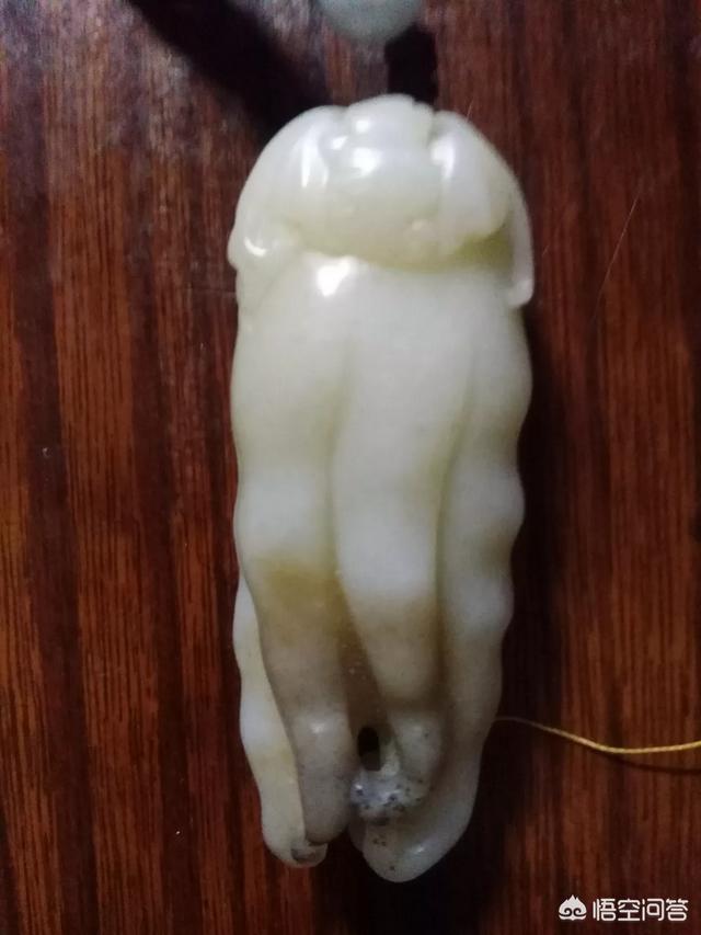 和田玉滚筒料籽料特征,和田玉且末料有什么特点？