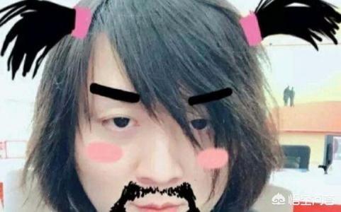 想直播《王者荣耀》赚钱,但没有张大仙和剑仙那样的技术,该怎么办？