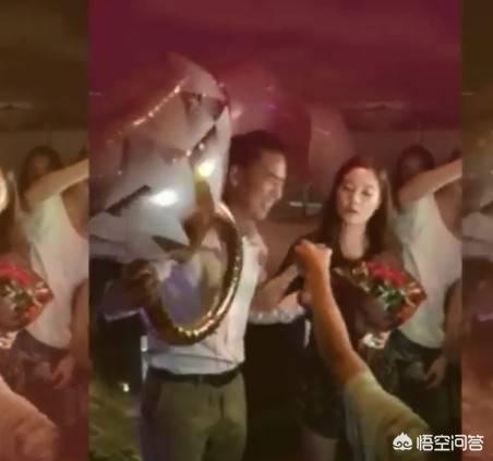 柯有伦女友:柯有伦向相恋两年的女友求婚成功，如何评价？