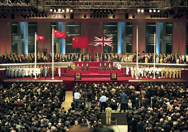 1997香港回归:97年香港回归，有哪些情景让你记忆尤深？