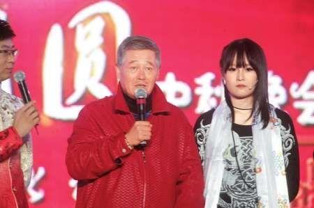 窦靖童下巴那条线:有哪些非常争气的「星二代」