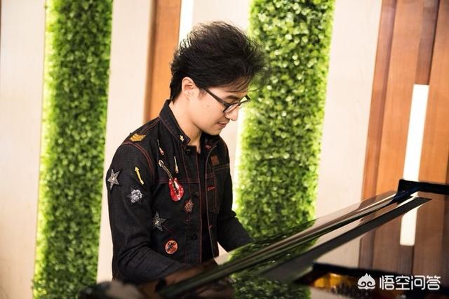 刘欢的老婆是谁:刘欢和孙楠选一个当歌王，你选谁？