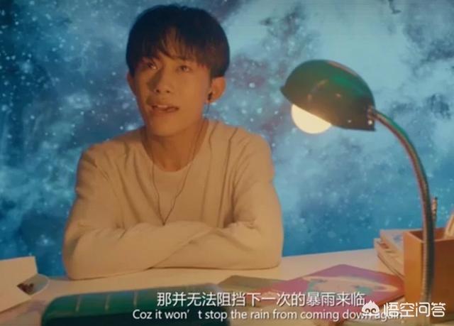李光洙夸易烊千玺:为什么大家都把易烊千玺夸上天了？他真的有那么完美吗？