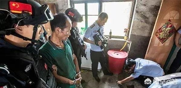 父亲向女儿前男友求婚:怕女儿霸占家产，辽宁一父亲亲手杀死女儿及其男友，你怎么看