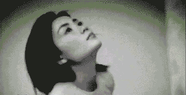 王菲比李亚鹏大几岁:王菲比谢霆锋大那么多，谢霆锋为什么会选择她？