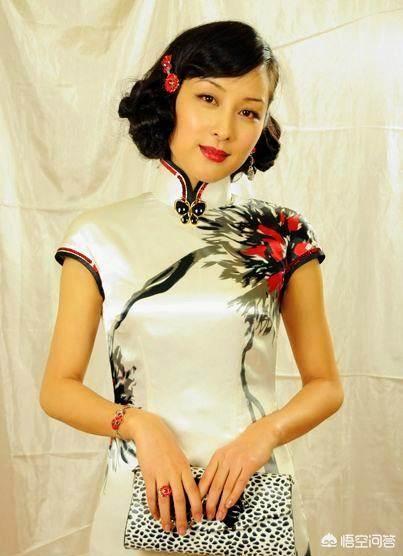 旗袍剧情介绍:旗袍美探背景是民国时期，那时候治安真如剧情那样美好吗