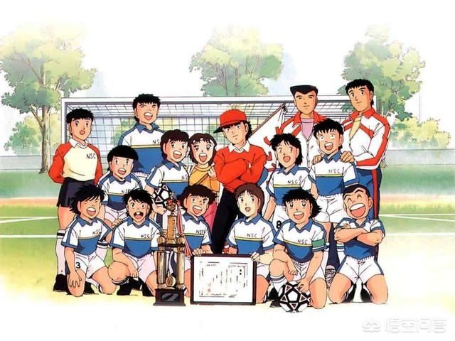 中日足球差距有多大，日本足球最好战绩只是世界杯16强，中国足球真有必要学他们吗？
