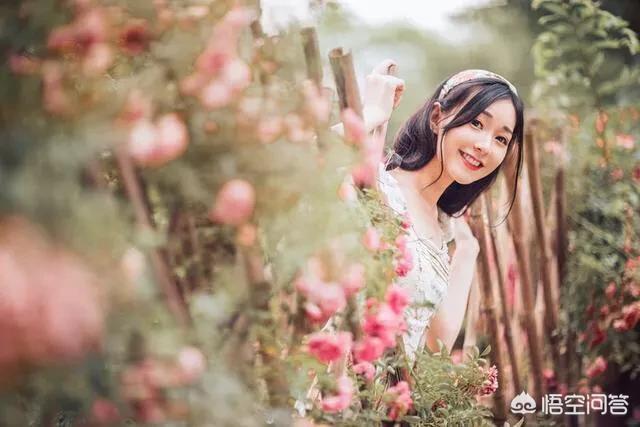 女生情不自禁的爱上你,会有哪些变化？