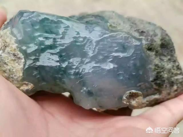 翡翠白皮料是什么场口,翡翠原石拖沙是什么意思？