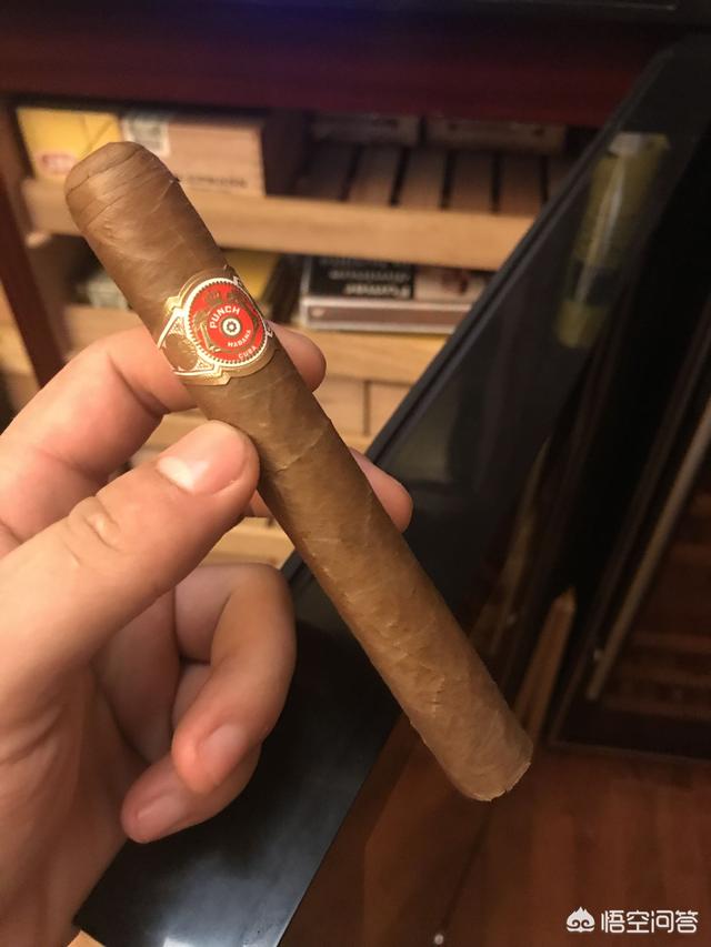 romeo y julieta wide churchills长度:130毫米环径:5515,高希巴
