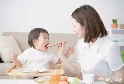 婴儿湿疹反反复复，哺乳妈妈需要注意什么饮食问题？