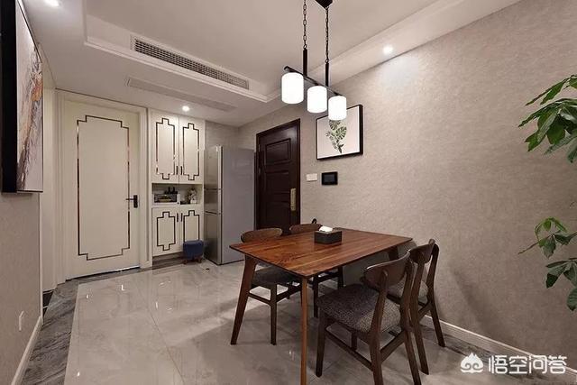 鞋柜放在入户门哪侧好,开门就是客餐厅，鞋柜如何摆？