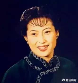 李琳前夫:本山传媒的王小利,不听师傅劝阻继续直播.大家怎么看？