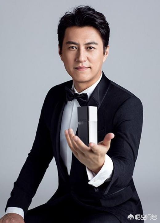 遍地狼烟吻戏:一个男人喜欢靳东，正常吗？