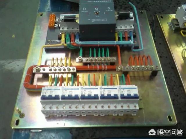 电电工基础知识接线图片:电工是怎么把线整理的