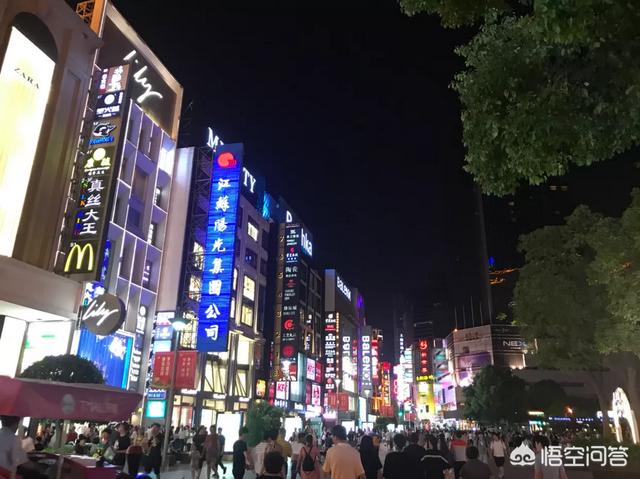 去上海旅游两天,有什么必须要看的？