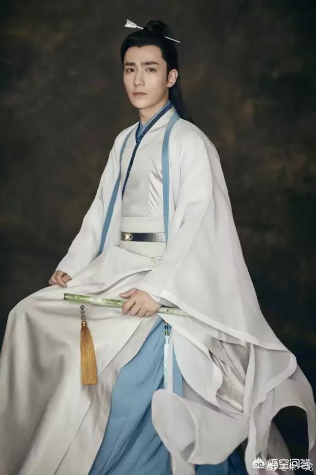 杨幂被扇耳光:世人有人谤我、欺我、辱我、笑我、轻我、贱我，我当如何处之？