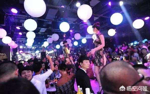 头条问答 你失恋时想喝酒吗 51个回答