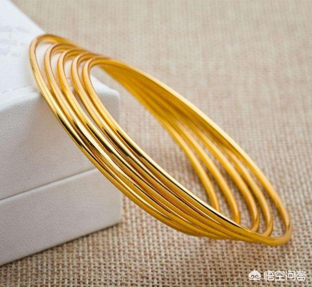 女人长期戴金手镯的好处,人长期的戴黄金首饰有什么坏处吗？