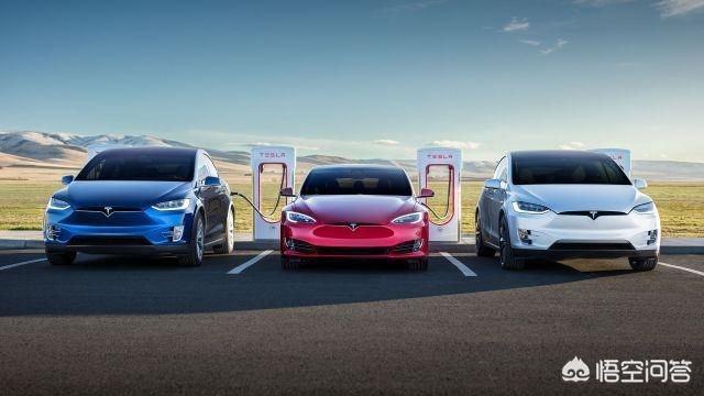新能源车问题，你认为现在国的内新能源汽车在生产上还存在哪些问题应该怎样解决