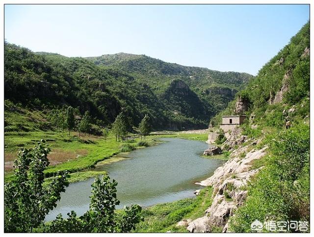 河南龙脉在什么地方，周末计划带上家人在河南省内自驾游玩，哪些有山有水的地方好玩