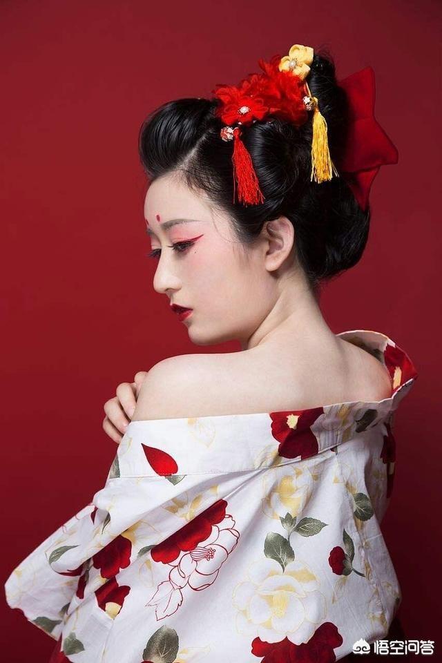 柳永说的“多情自古伤离别”是社会的现实写照吗？你如何理解呢？