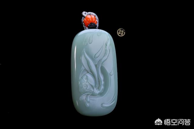 和田玉足金吊坠怎么识别真假,怎样鉴别和田玉金佛真假？